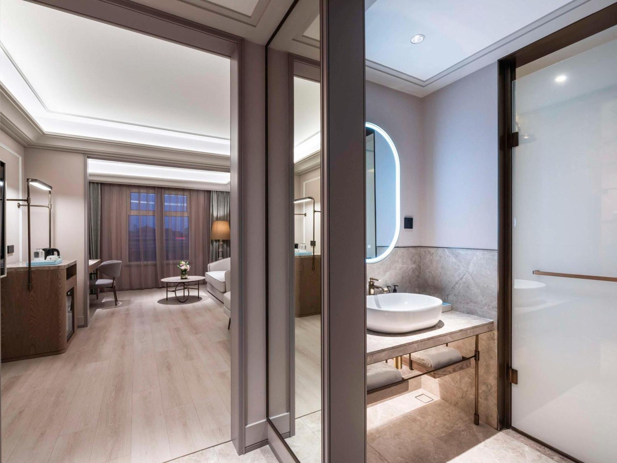 Mercure Shanghai Jinqiao Exterior foto
